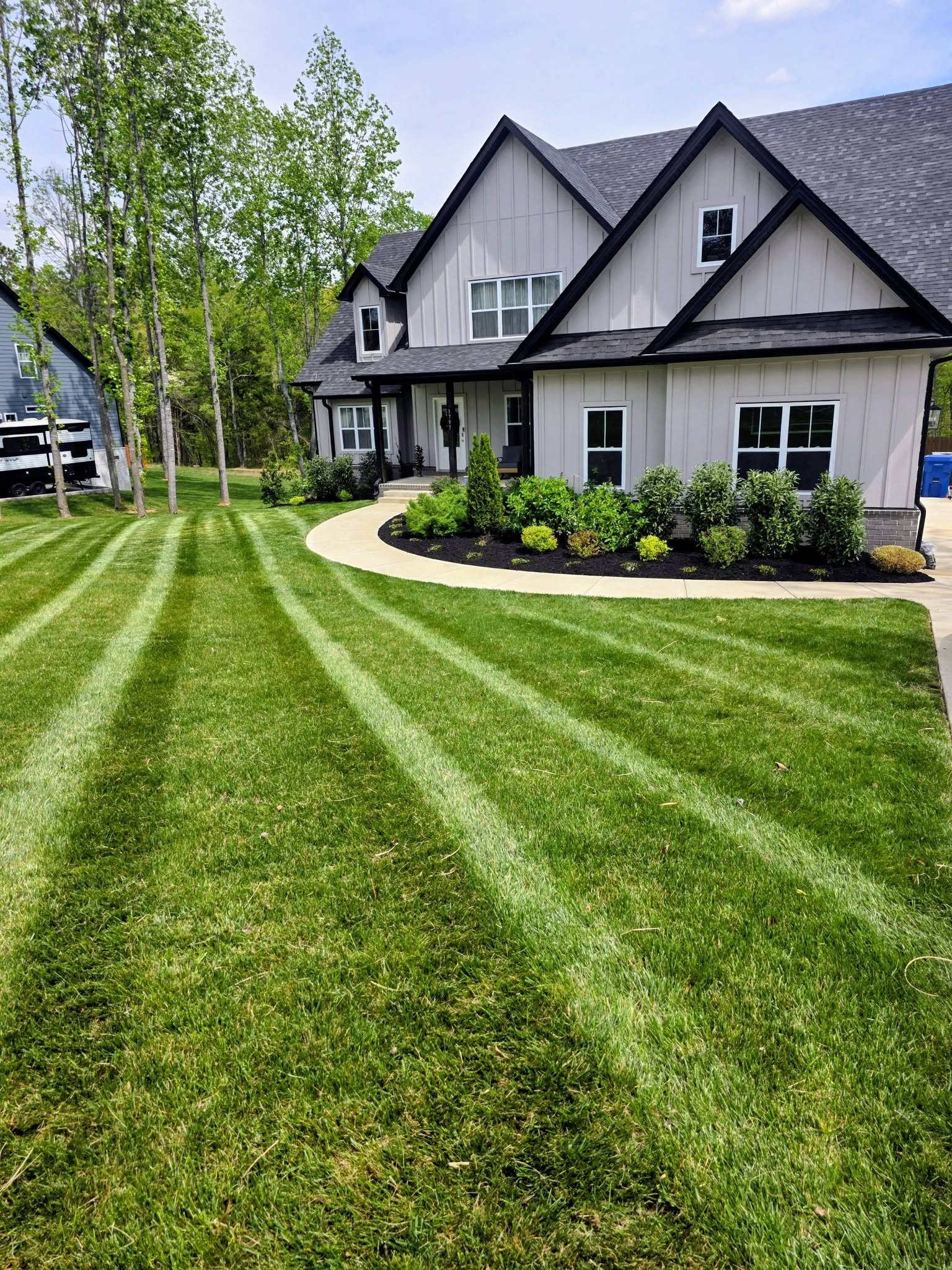 Landscaping services in Sango, TN